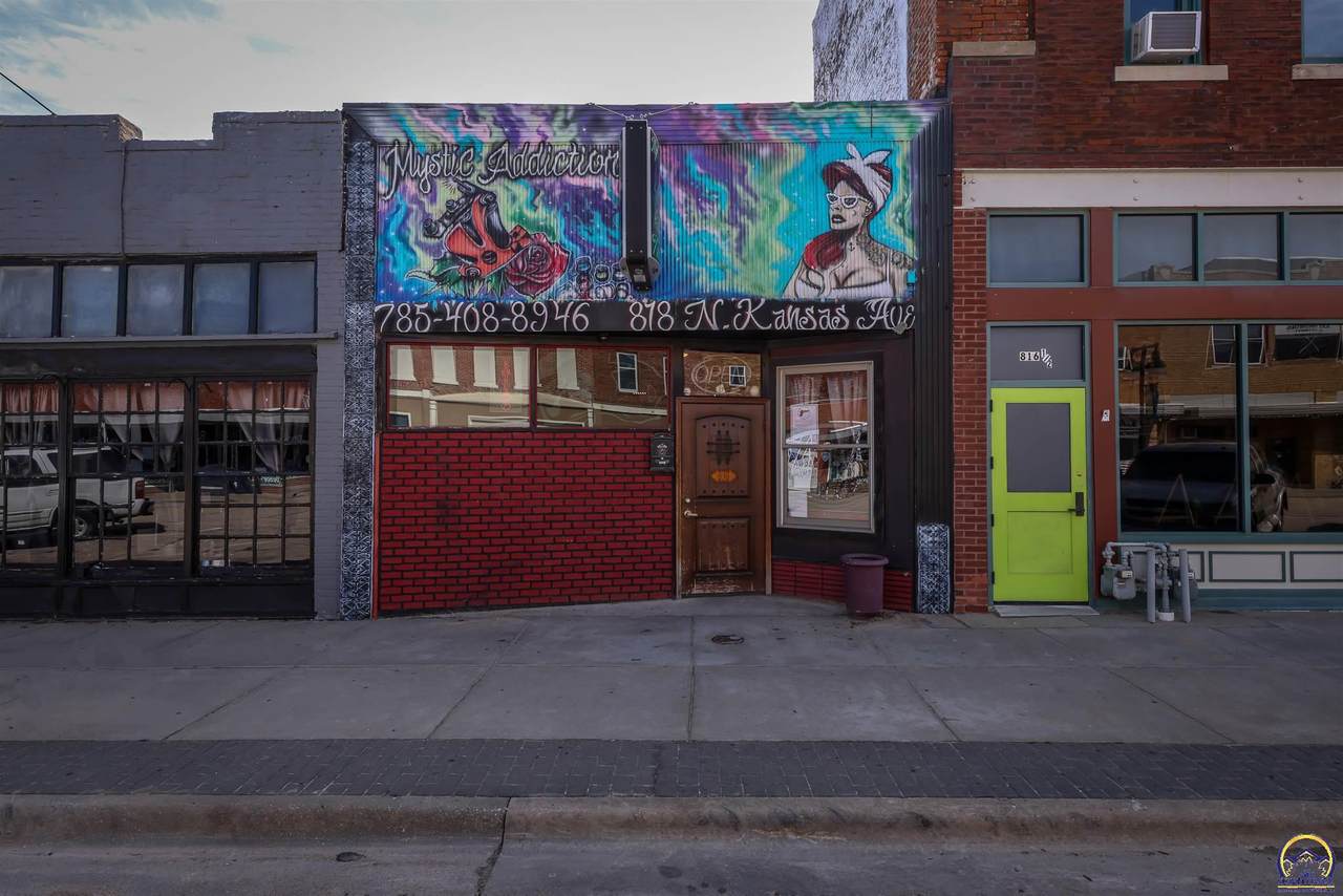 818 Kansas Ave - Photo 1