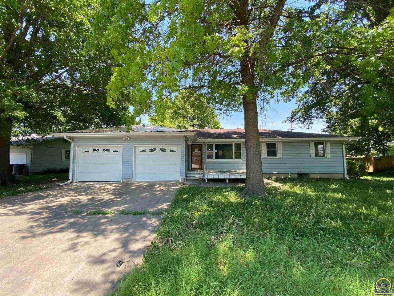 216 Ross Ct - Photo 1