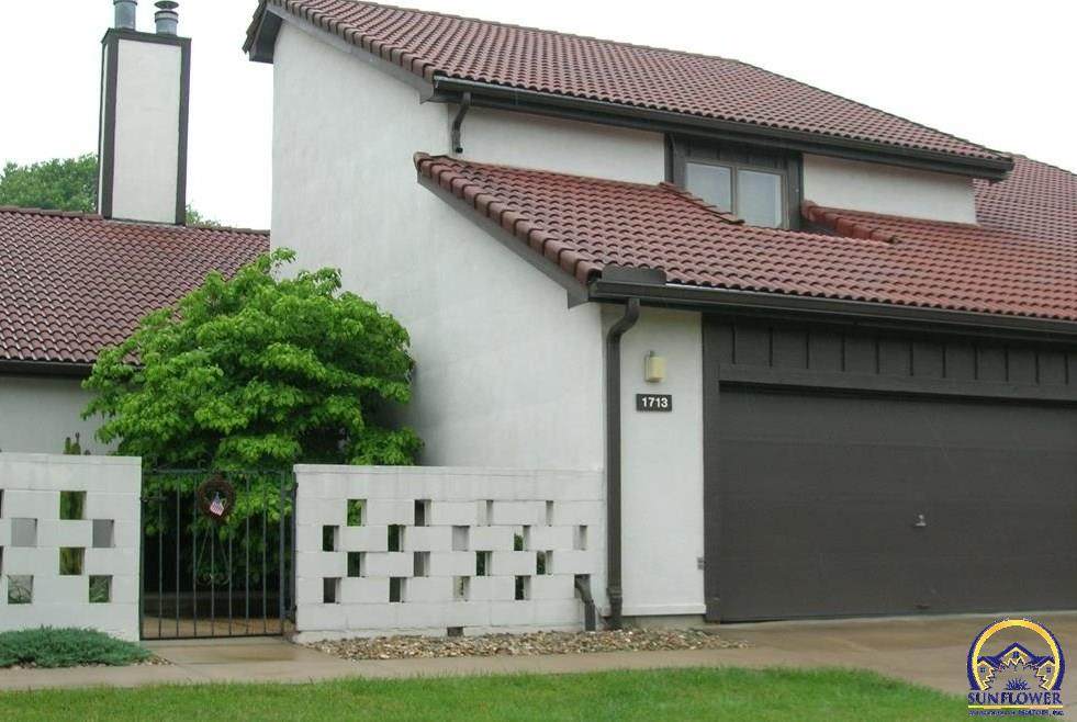 1713 Hammond Dr - Photo 1