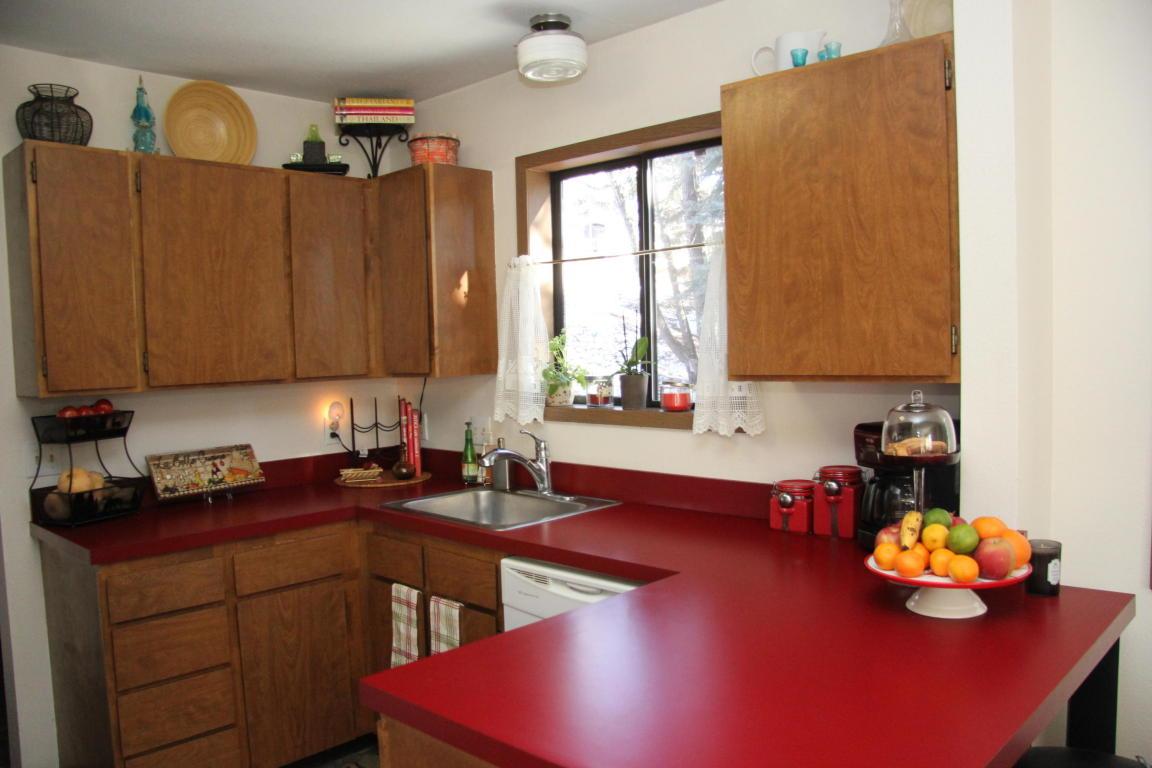 170 Valleywood Dr - Photo 1