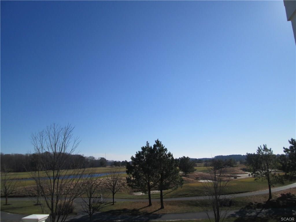 3B Clubhouse Drive - Photo 1