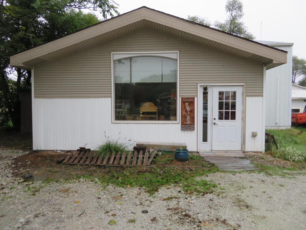 511 Erie - Photo 1