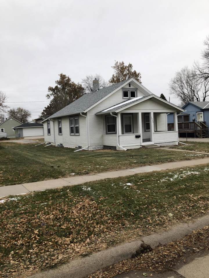 1924 Avenue D - Photo 1