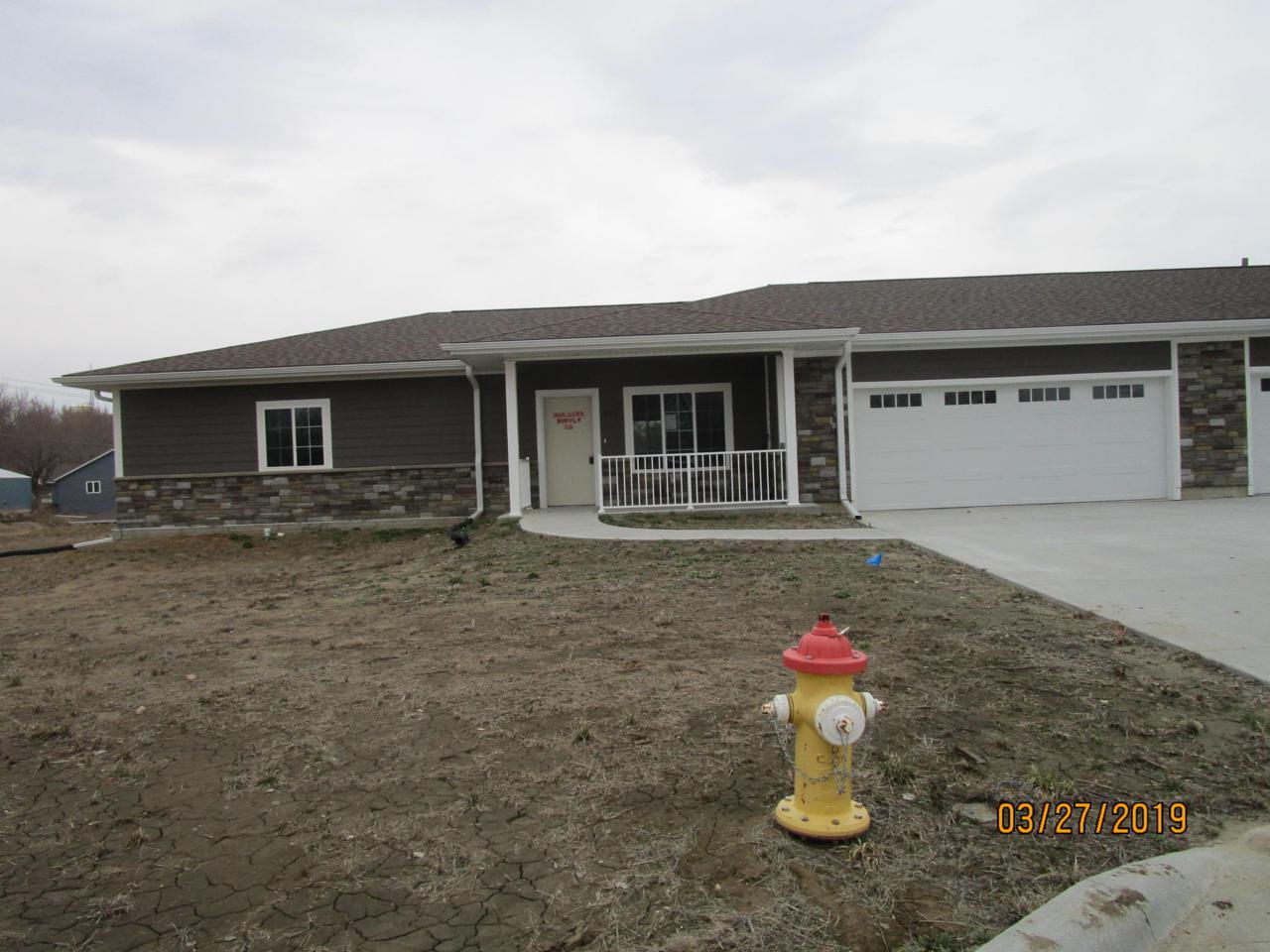 908 Tamarack Lane - Photo 1