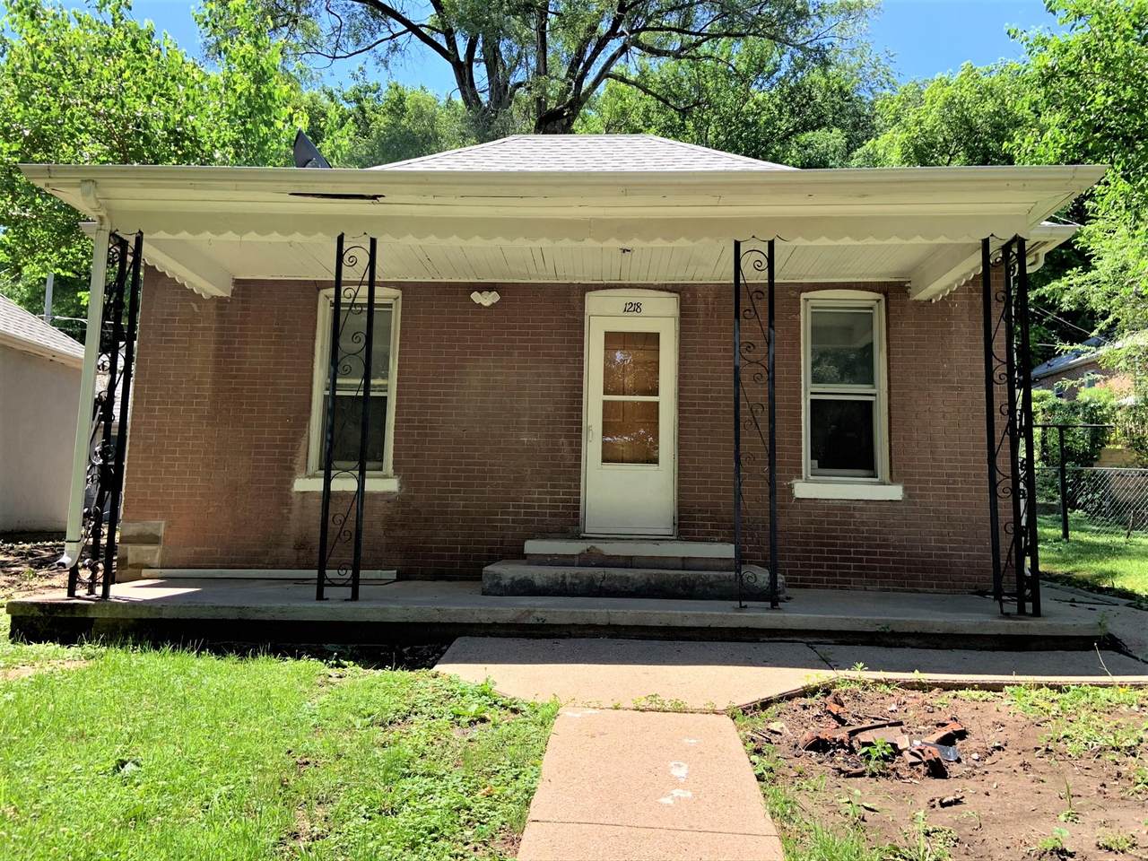 1218 Washington Avenue - Photo 1