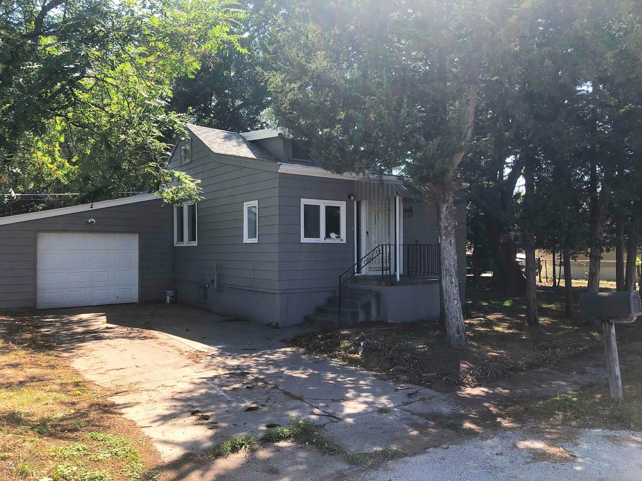 1349 Avenue P - Photo 1