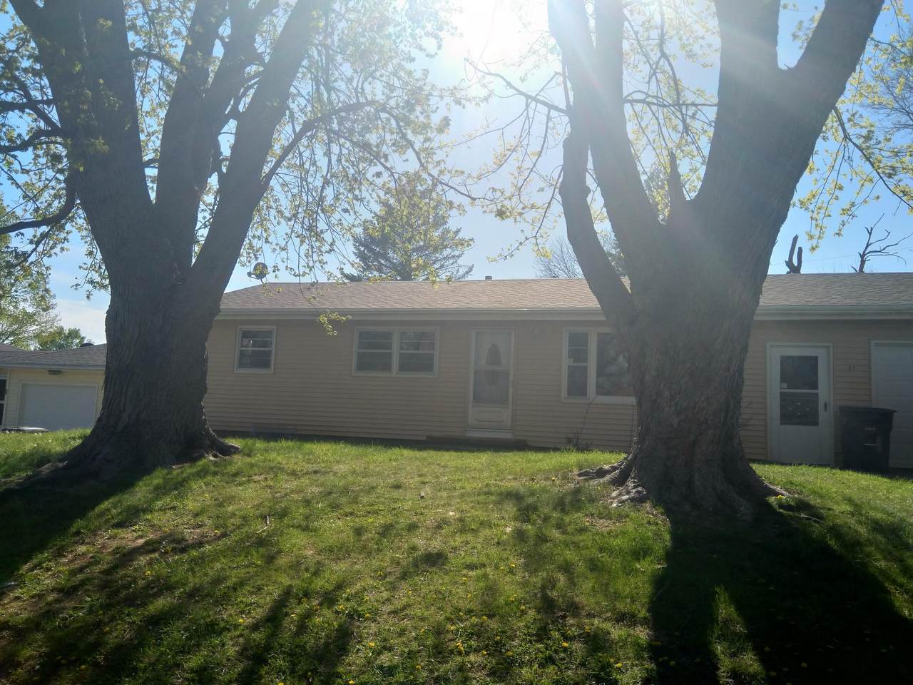 26 4TH Avenue - Photo 1
