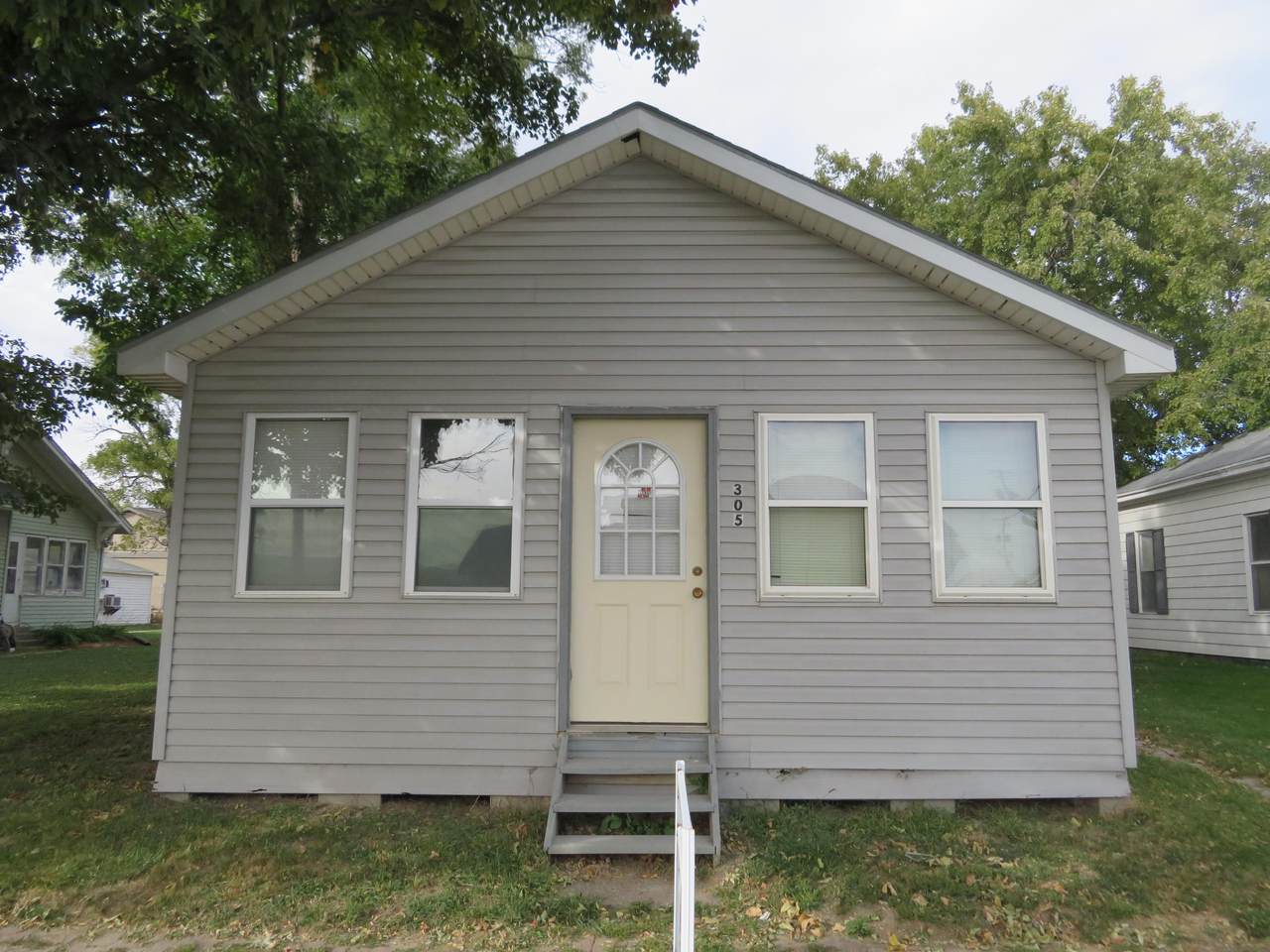 305 Erie Street - Photo 1