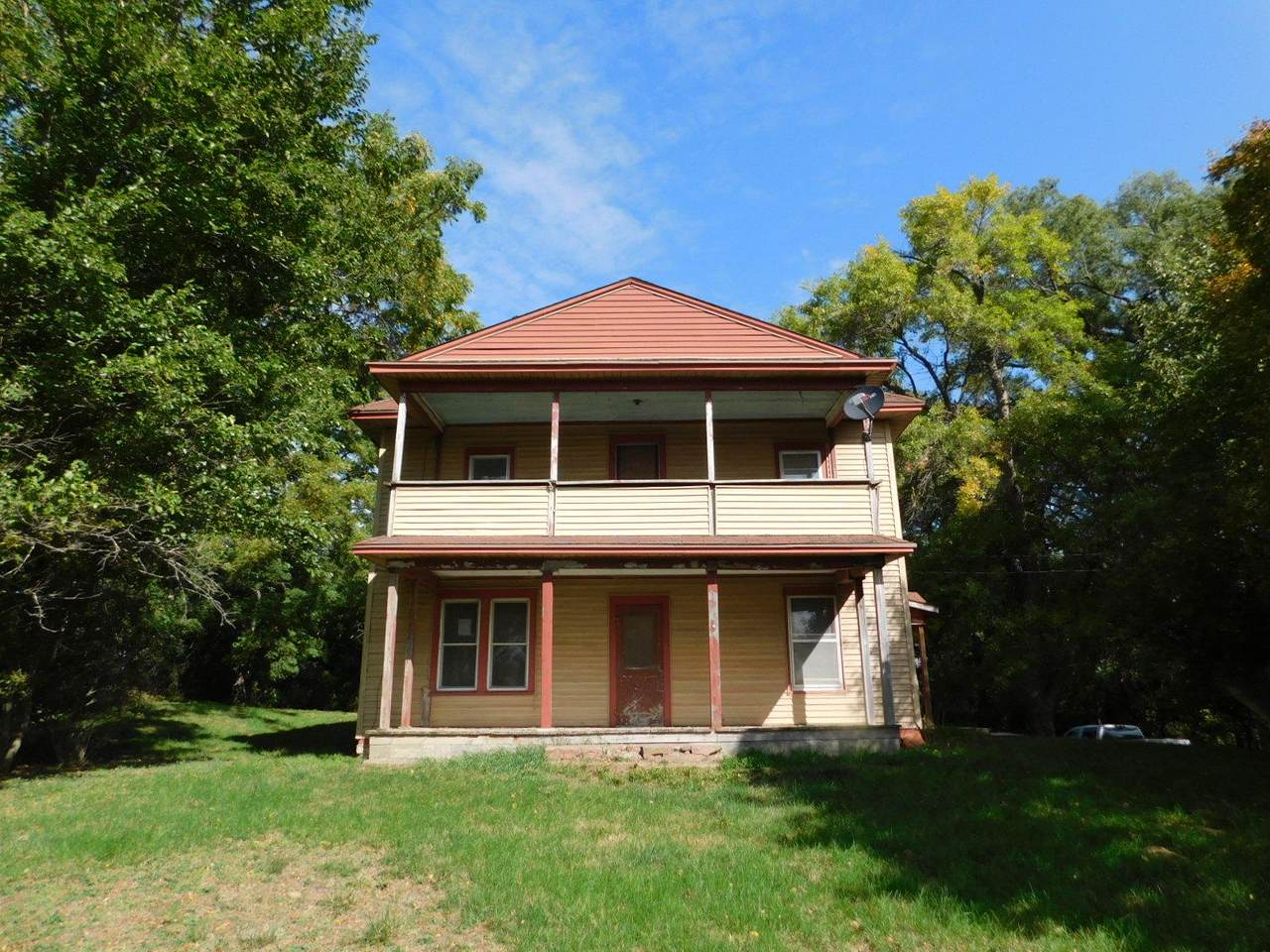 2206 660TH Street - Photo 1