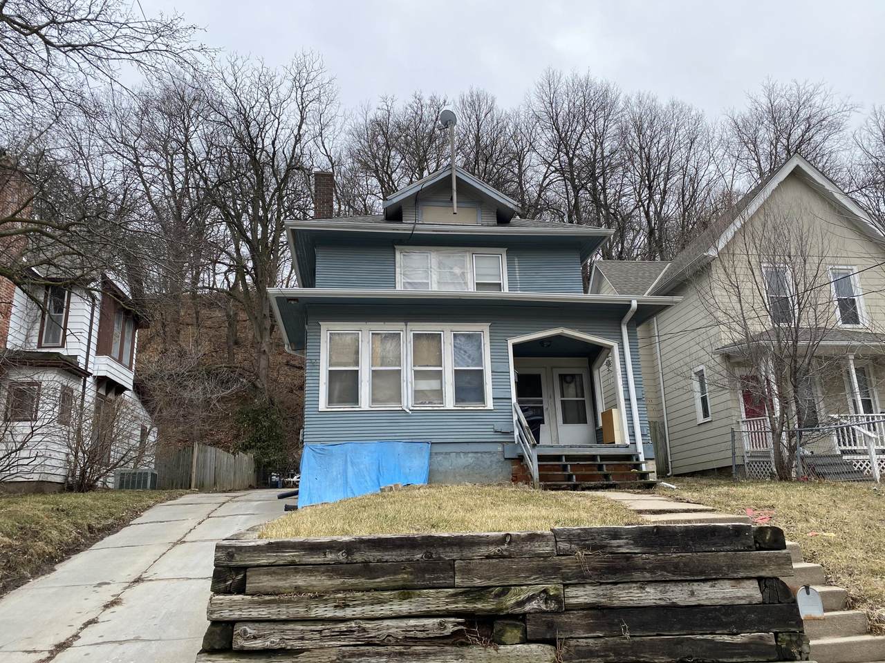344 Lincoln Ave - Photo 1
