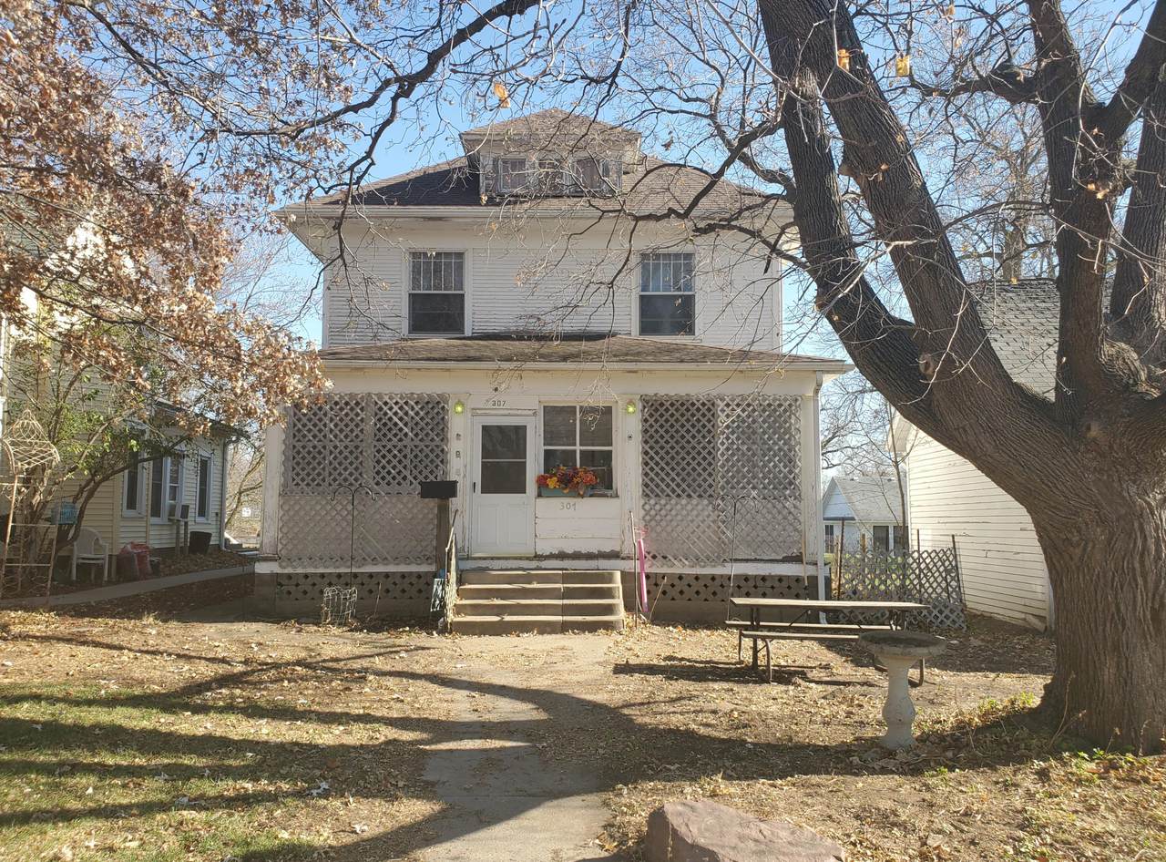 307 Antique City Drive - Photo 1
