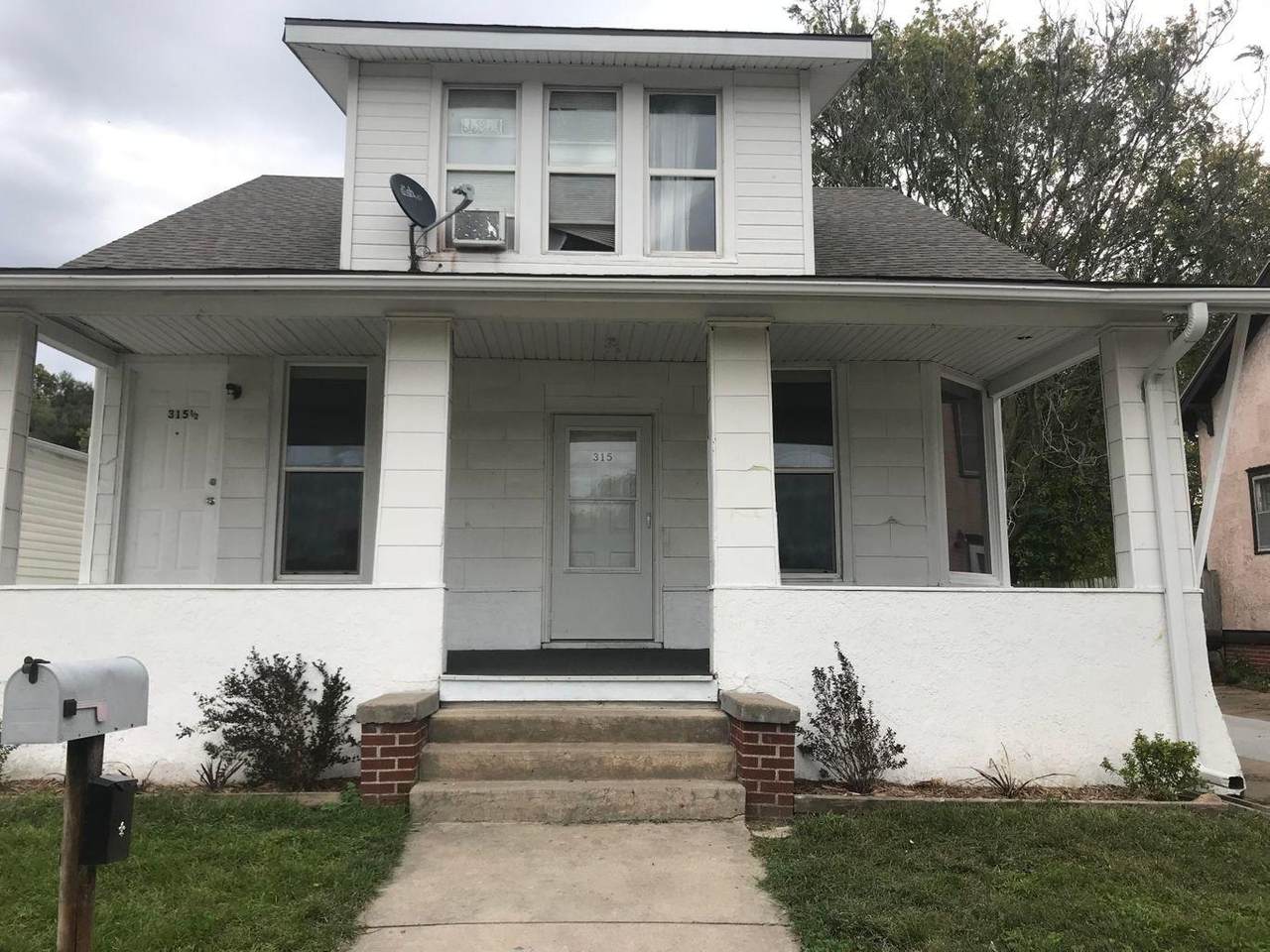 315 7TH Street - Photo 1