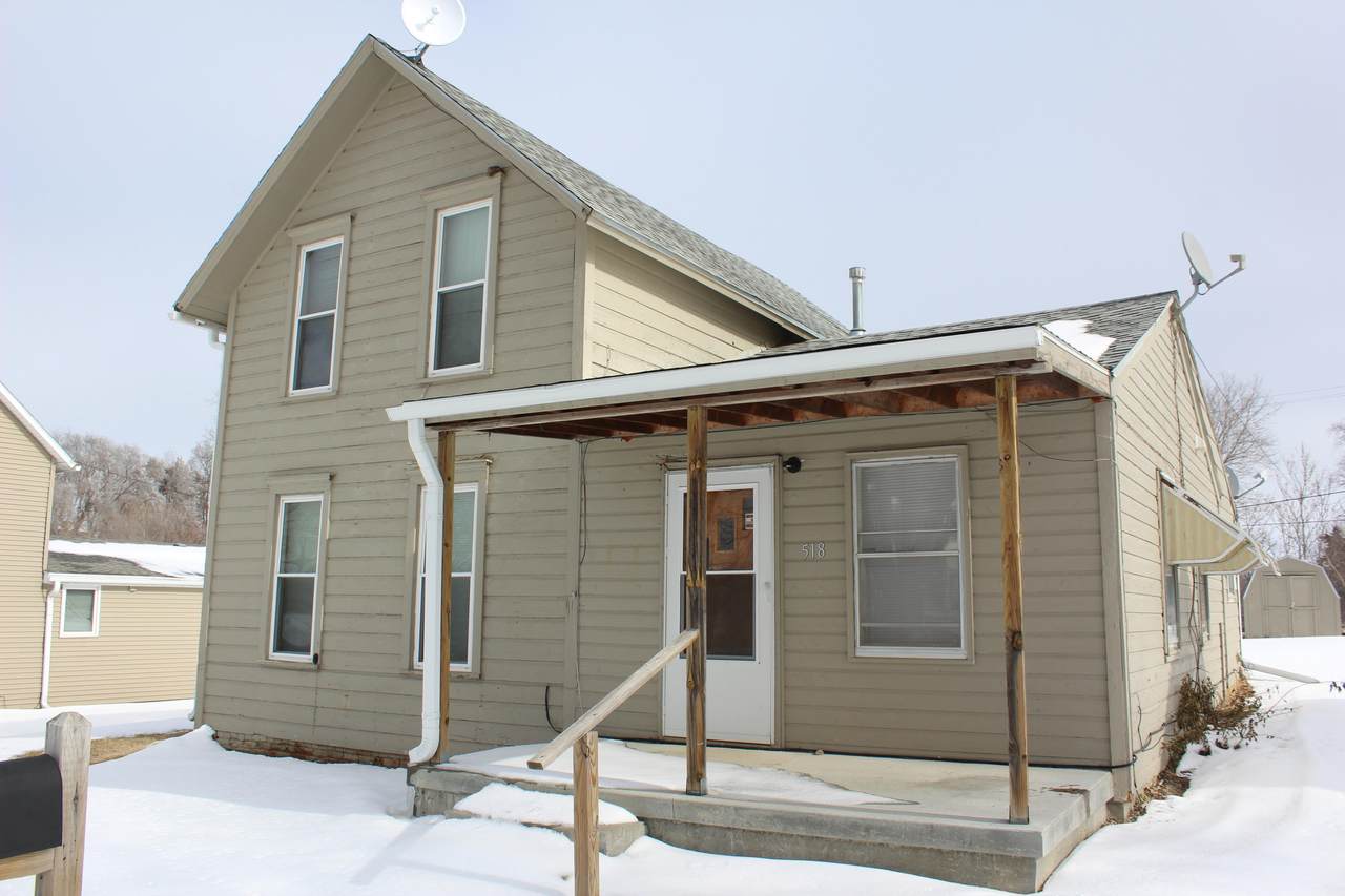 518 4TH Avenue - Photo 1