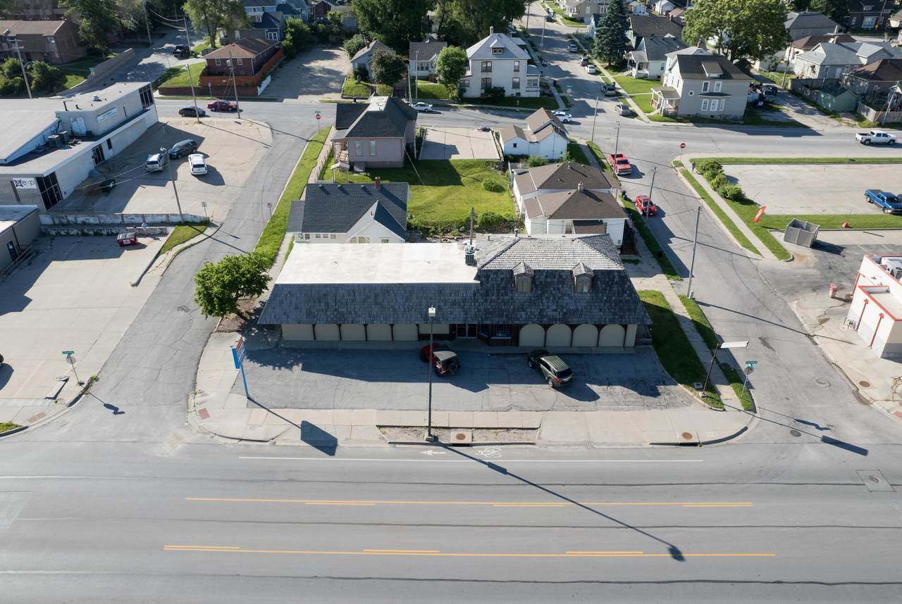 305 Broadway - Photo 1