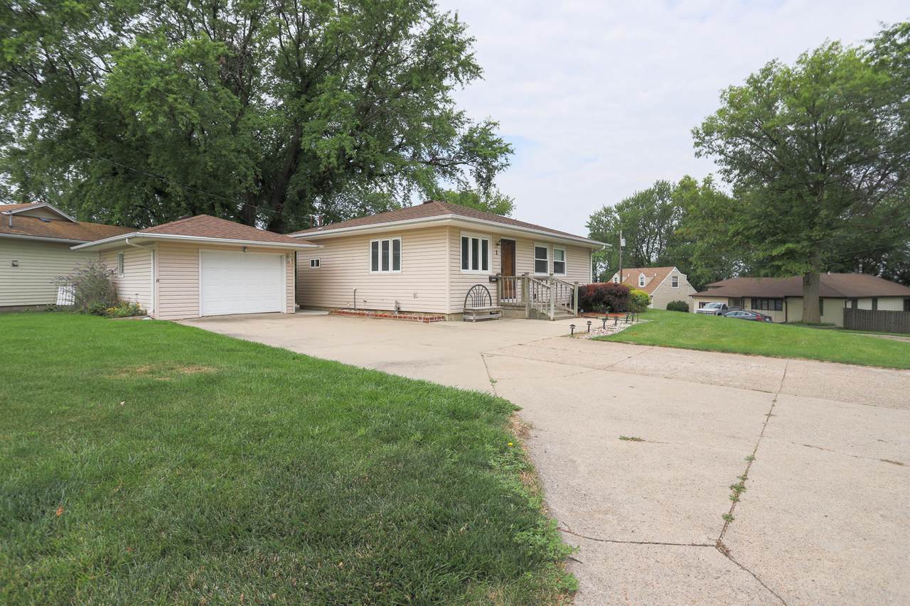 1 Hillside Drive - Photo 1
