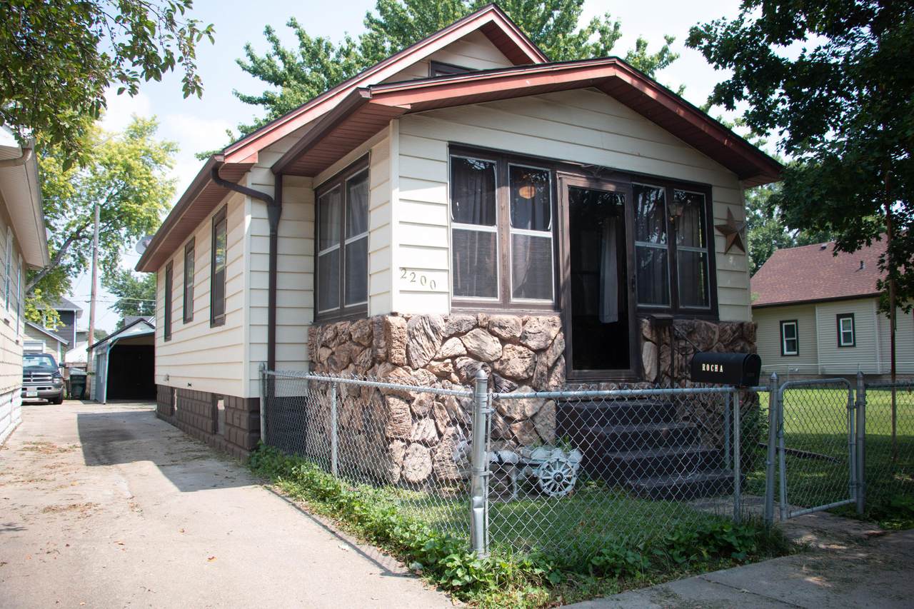 2200 7TH Avenue - Photo 1