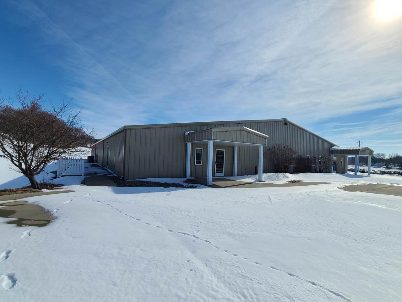 1607 Frost Avenue - Photo 1
