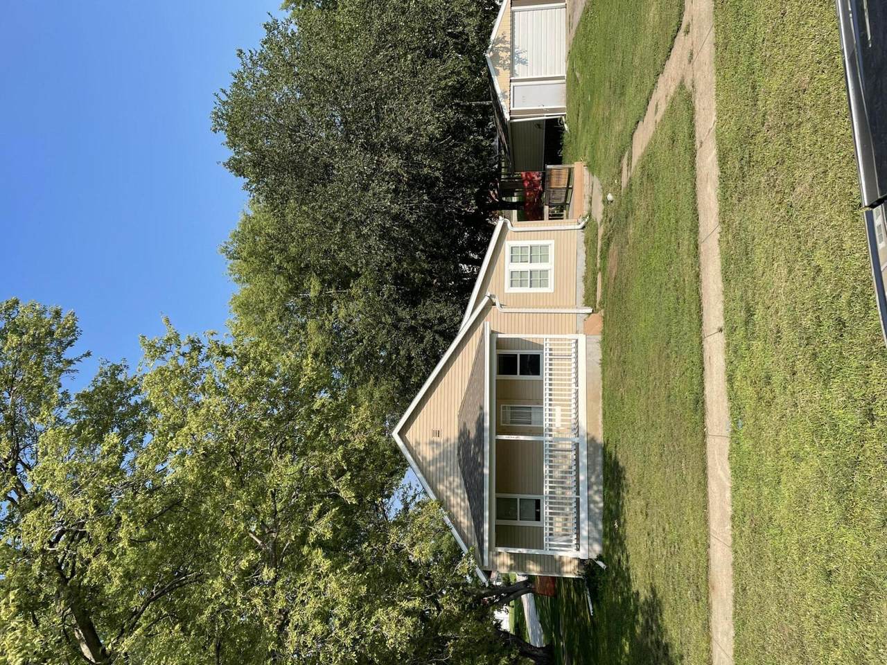 113 Pine Street - Photo 1