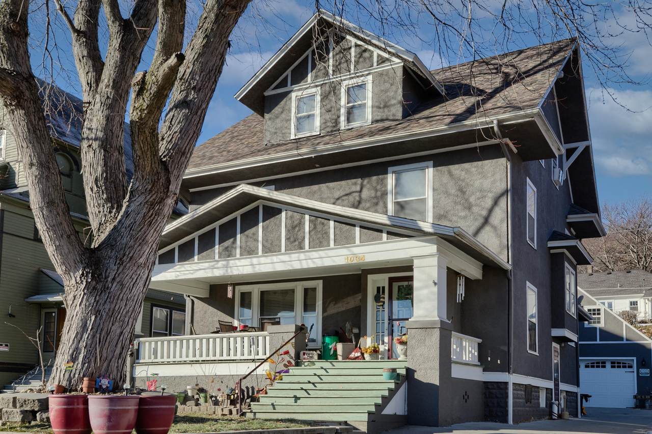 1034 Broadway - Photo 1