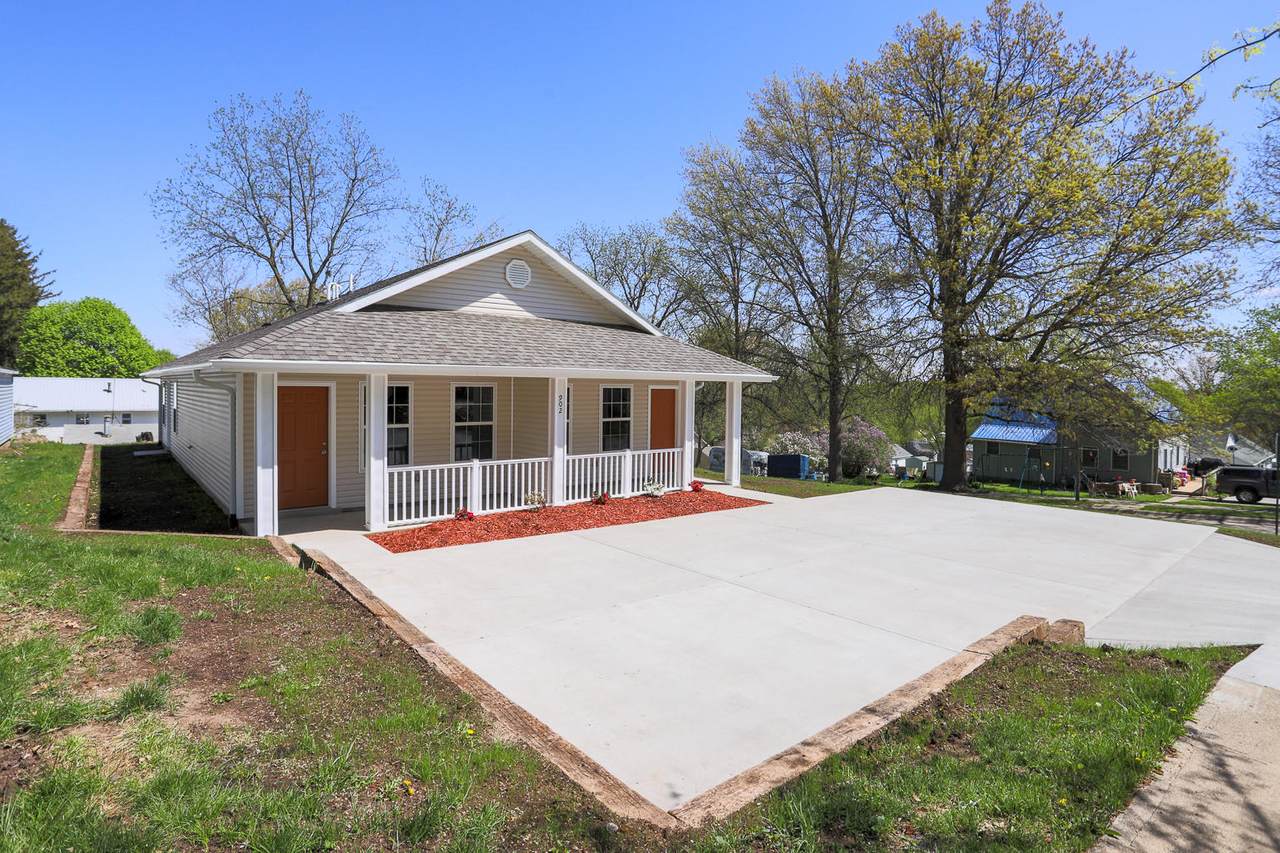 902 Tarkington Street - Photo 1