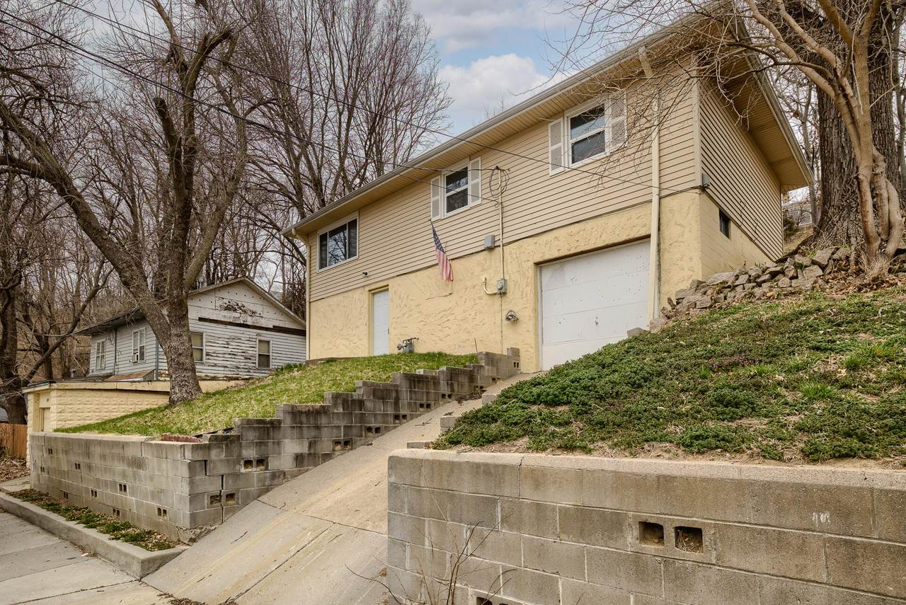 609 Stutsman Street - Photo 1