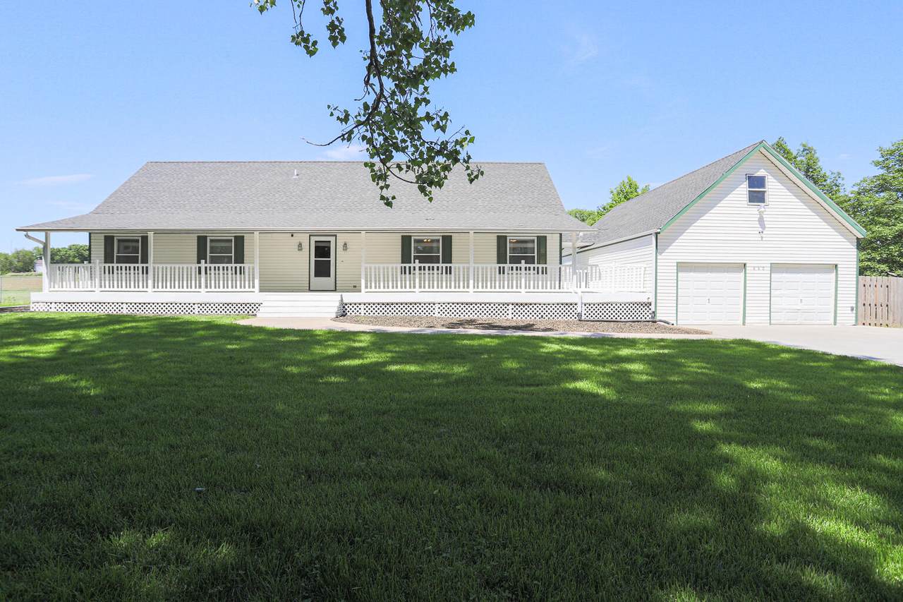 640 Highway Street - Photo 1