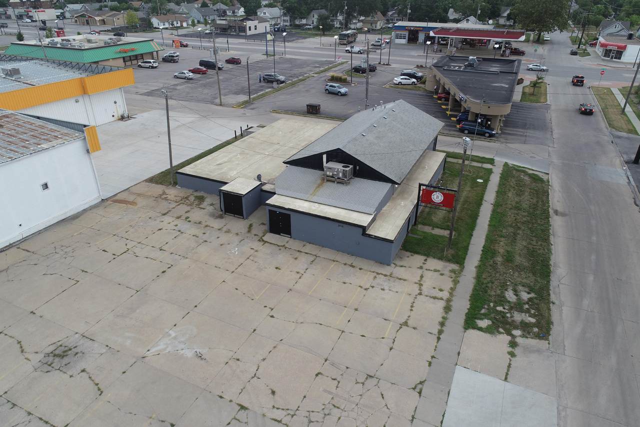 28 29TH Street - Photo 1