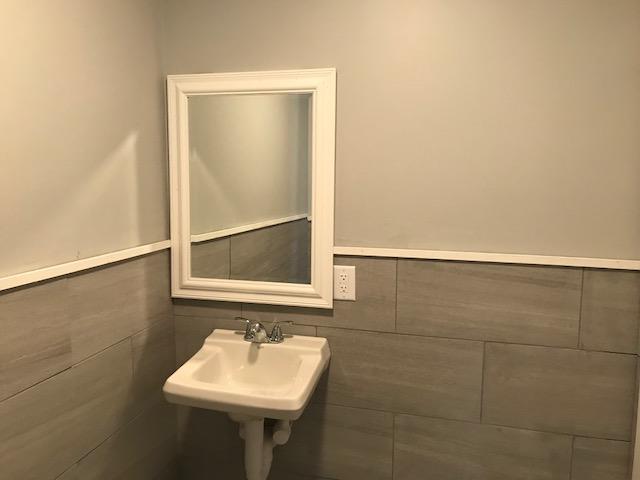 401 35TH Street - Photo 1