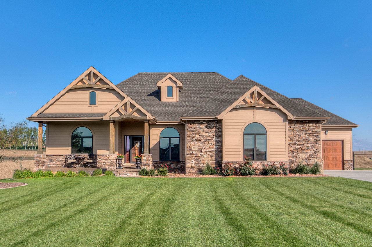 22484 Norman Drive - Photo 1