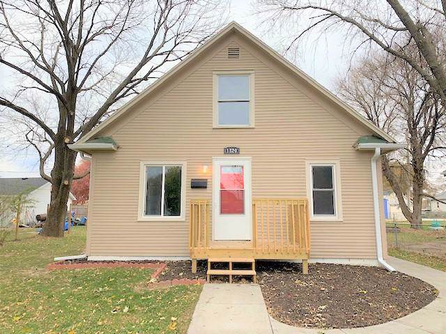 1820 F Avenue - Photo 1