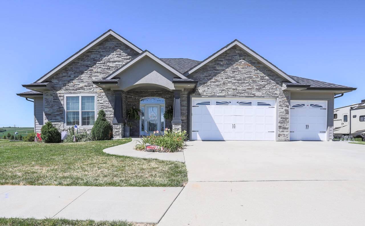 109 Augusta Drive - Photo 1