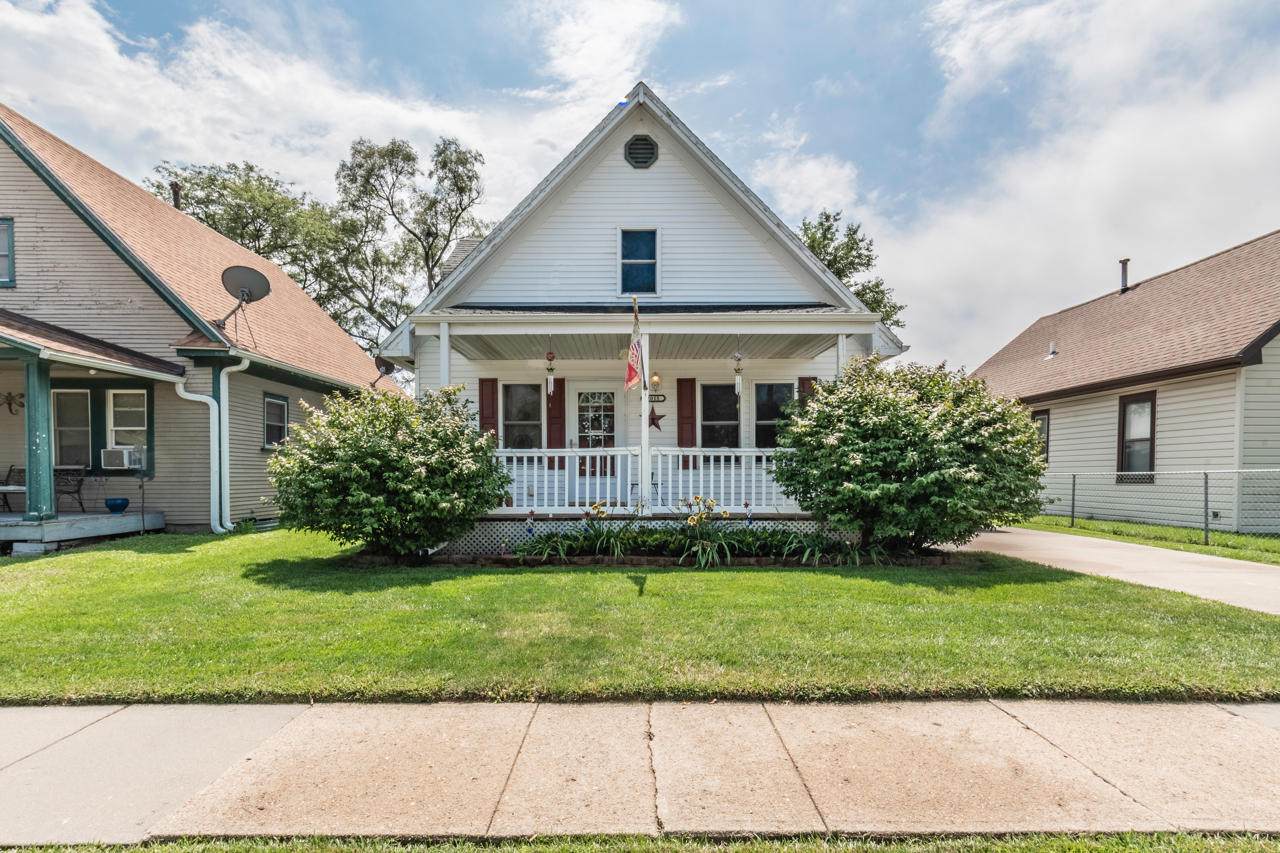2015 2ND Avenue - Photo 1