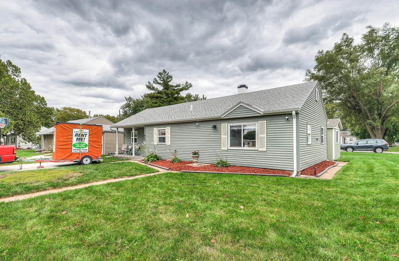 923 27TH Avenue - Photo 1