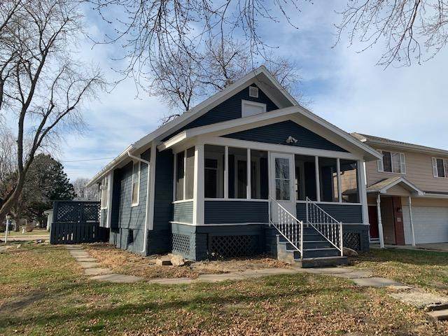 2420 10TH Street - Photo 1