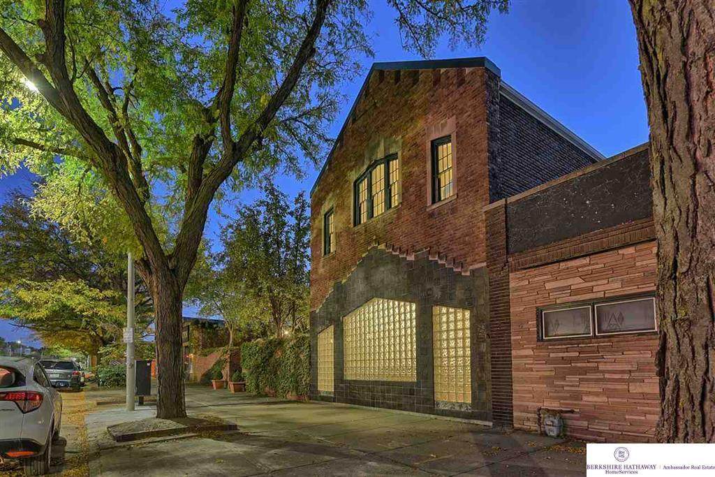 1424 13 Street - Photo 1