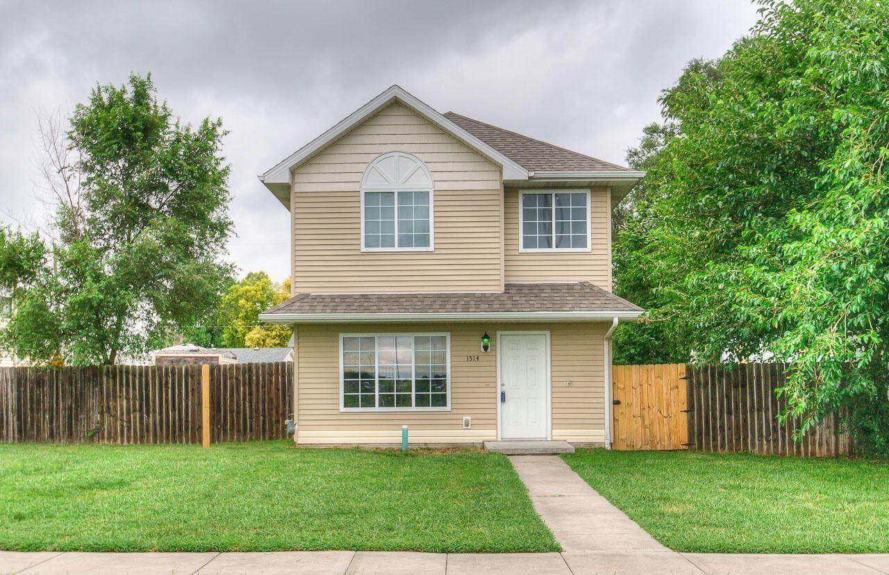 1514 16TH AVENUE Avenue - Photo 1