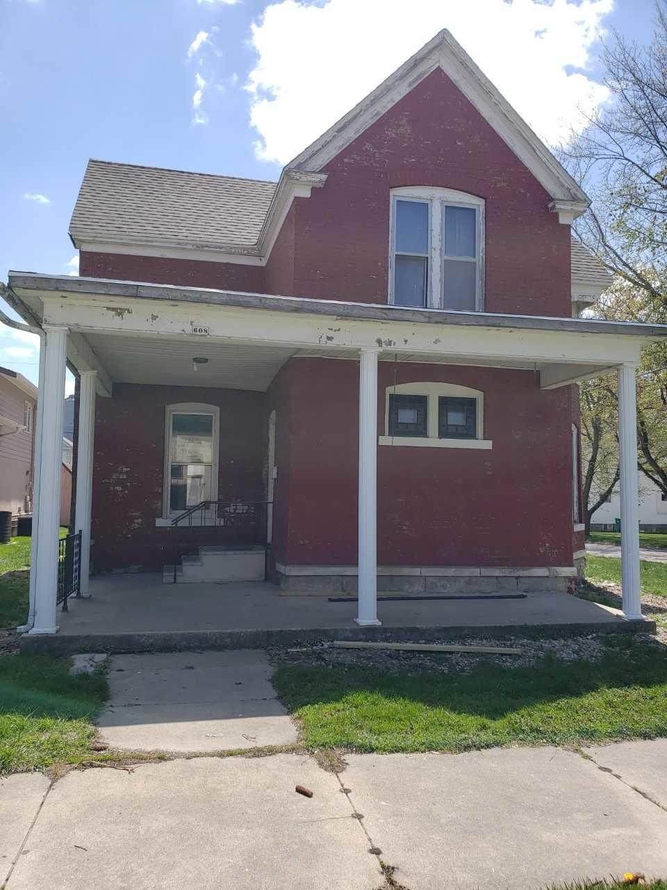 608 Adams Street - Photo 1