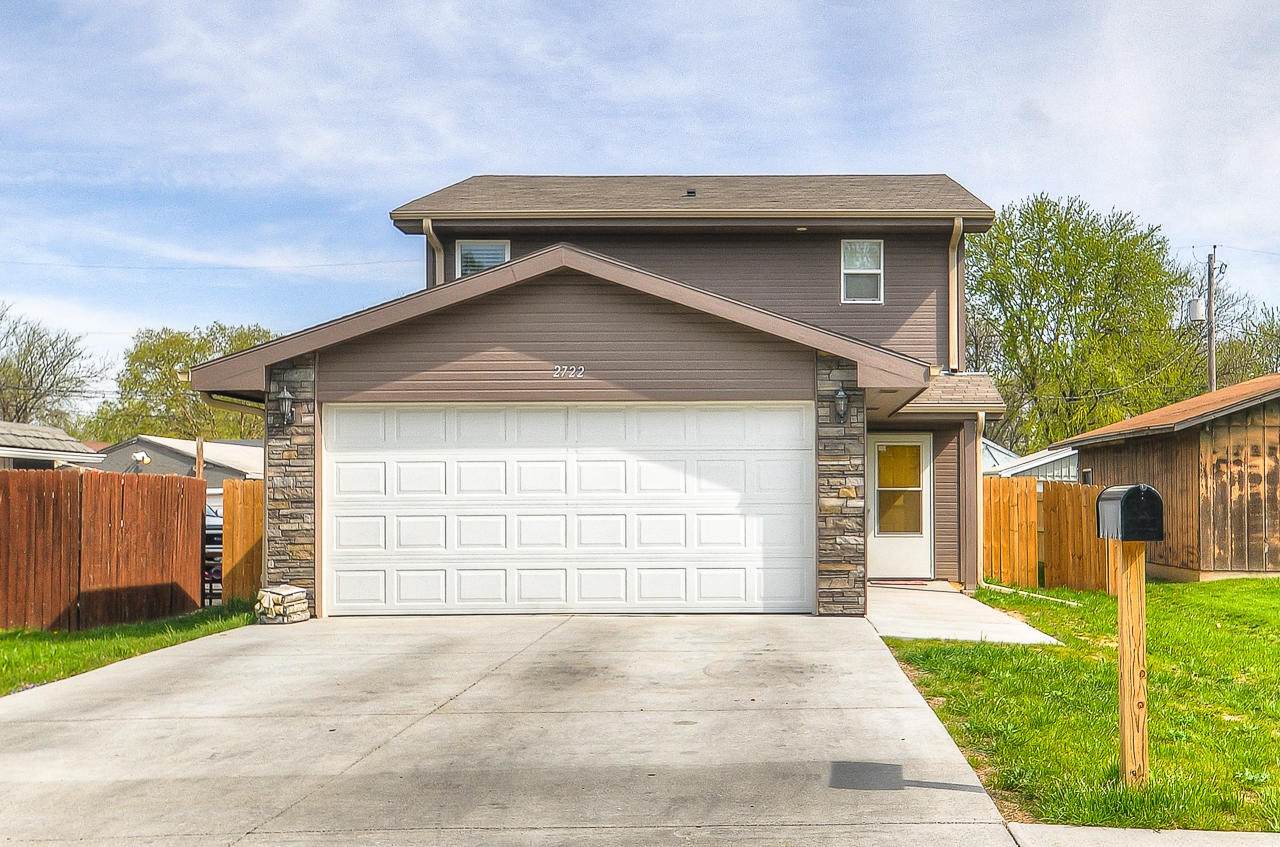 2722 7TH Avenue - Photo 1