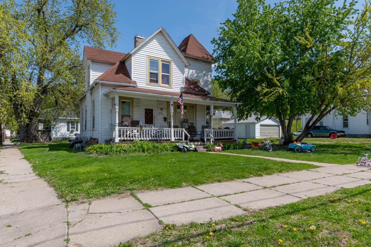 608 Mill Street - Photo 1