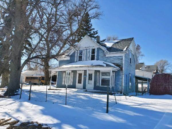 109 3RD Street - Photo 1