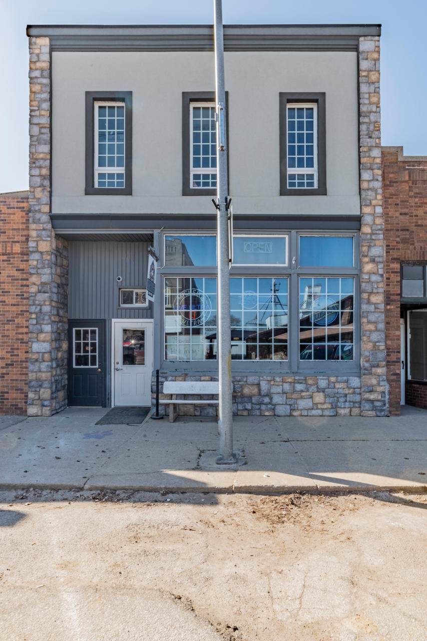 608 Iowa Avenue - Photo 1