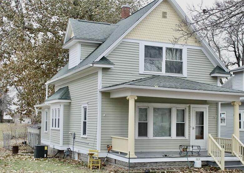 511 6TH Street - Photo 1
