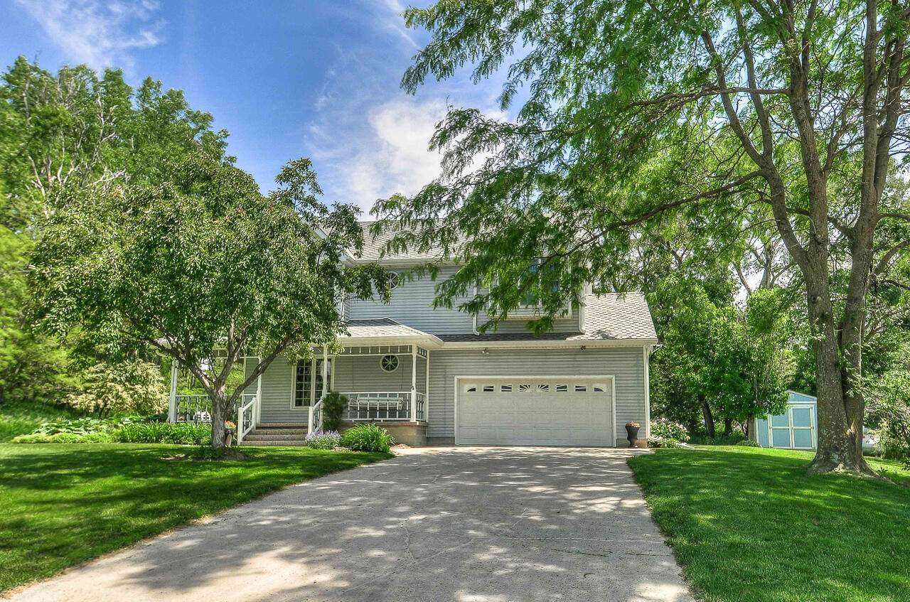 2058 Hillside Avenue - Photo 1