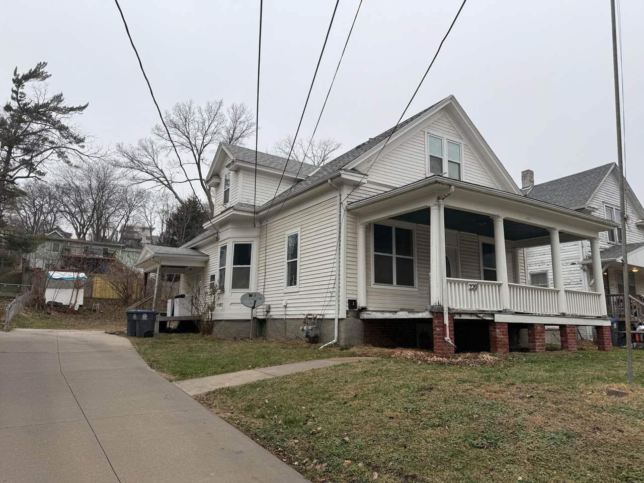 220 Harrison - Photo 1