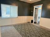 902 West - Photo 10