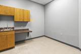 928 Valley View - Photo 10