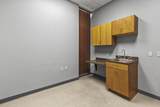 928 Valley View - Photo 14