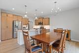 1742 Blackthorn - Photo 15