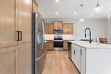 1742 Blackthorn - Photo 20