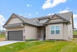 1742 Blackthorn - Photo 3